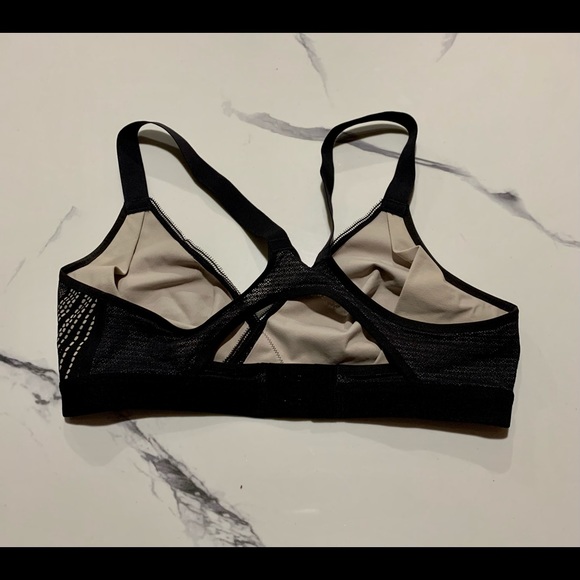 Awake to lace bra 34D - Picture 10 of 15